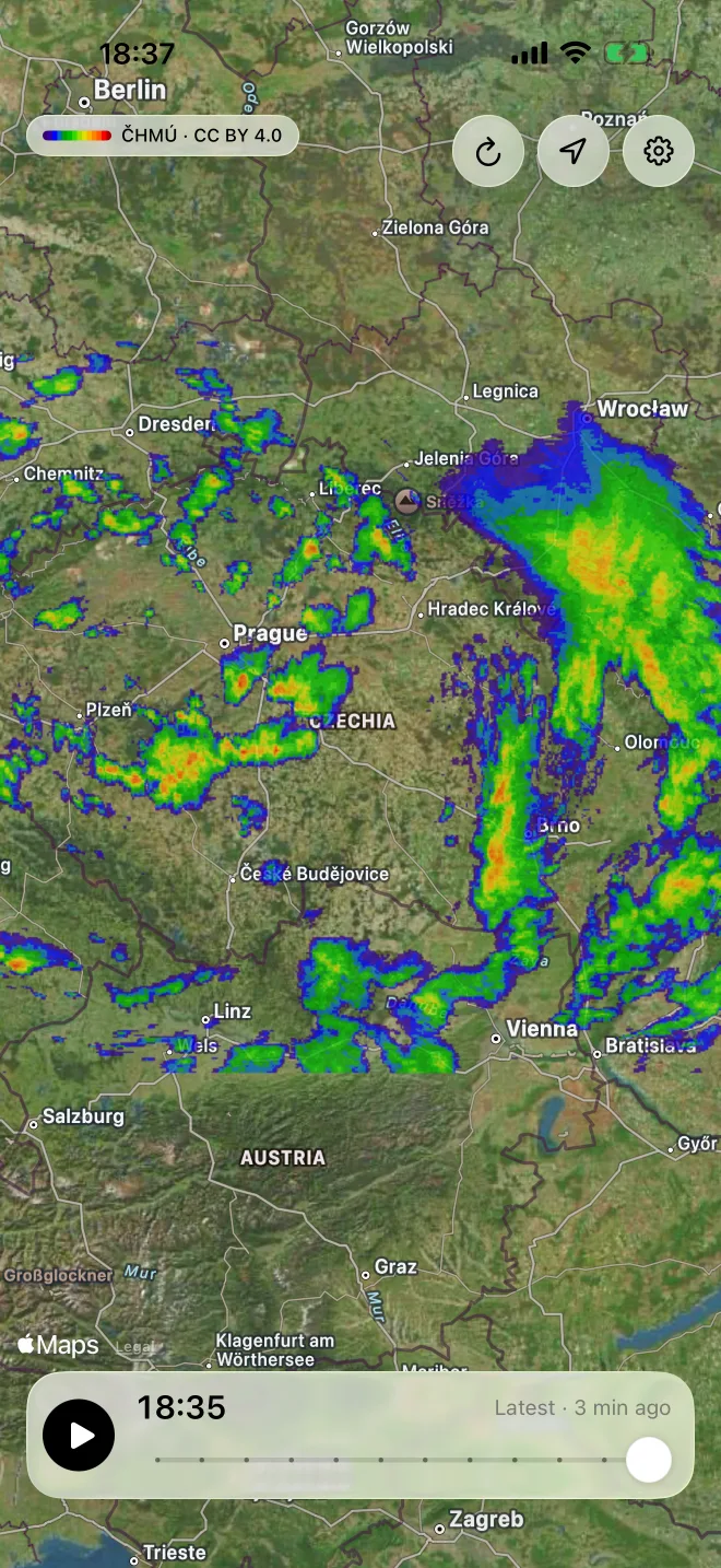 The same radar overlay on the hybrid satellite map.
